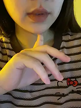 minmin2kk5 online show from March 22, 3:24 pm