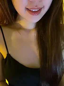 minmin2kk5 online show from March 25, 1:39 am