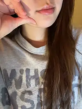 minmin2kk5 online show from July 10, 3:34 pm