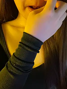 minmin2kk5 online show from March 25, 3:11 pm