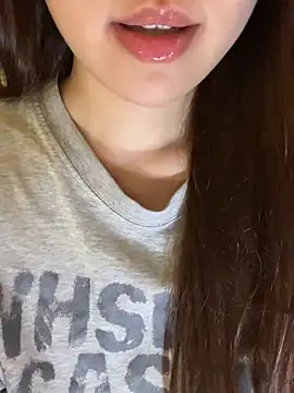 minmin2kk5 online show from July 11, 3:40 am
