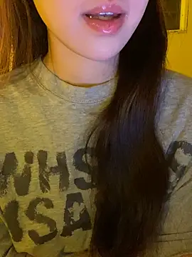 minmin2kk5 online show from March 13, 3:28 pm