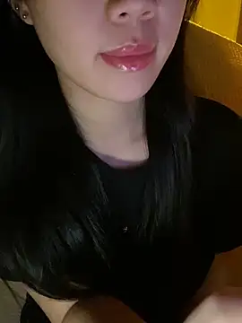 minmin2kk5 online show from November 3, 3:15 pm