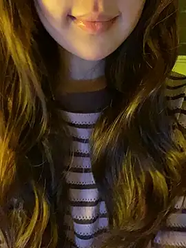 minmin2kk5 online show from March 7, 3:17 pm