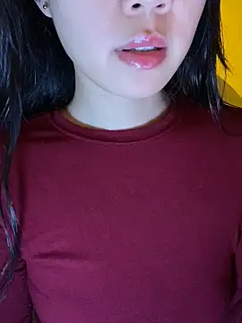 minmin2kk5 online show from November 6, 7:01 am