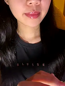 minmin2kk5 online show from November 9, 4:22 pm