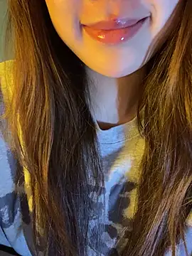 minmin2kk5 online show from April 16, 4:52 pm