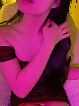 minmin2kk5 online show from November 1, 2:18 am