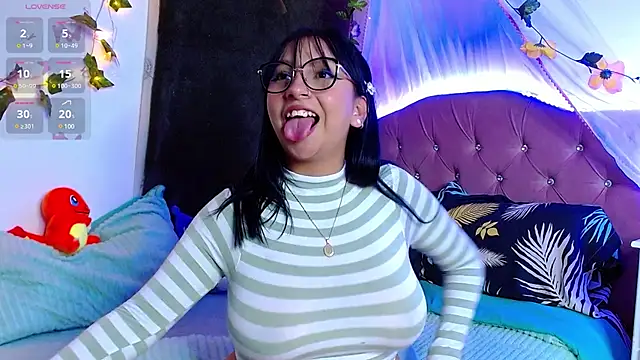 Littlerouse  online show from March 7, 5:18 am