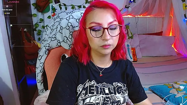 Littlerouse  online show from April 22, 10:11 am