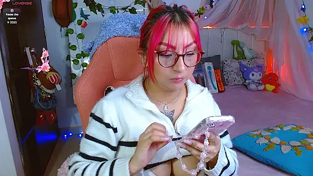 Littlerouse  online show from June 16, 9:31 am