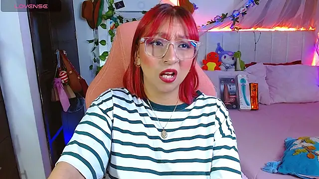 Littlerouse  online show from March 9, 9:02 am