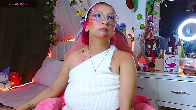 Littlerouse  online show from November 1, 1:12 am