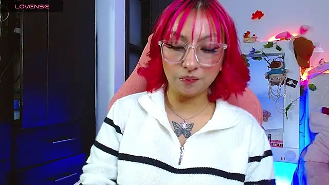 Littlerouse  online show from February 10, 6:34 am