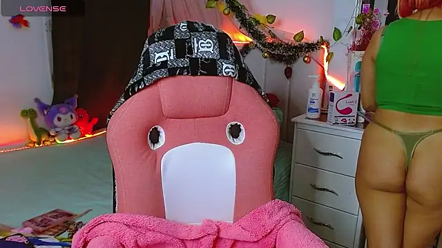 Littlerouse  online show from December 21, 10:54 pm