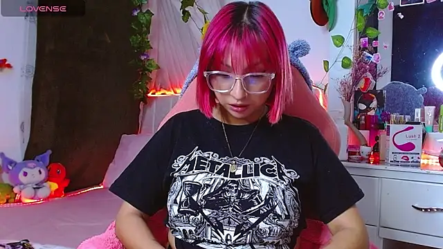 Littlerouse  online show from November 15, 1:53 am