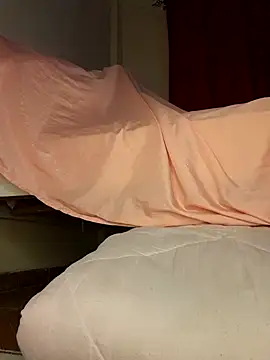 Snapshot of Freya_004 chatting on November 7, 7:40 pm Freya 004 online show from November 7, 7:40 pm