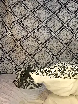 Snapshot of Freya_004 chatting on October 22, 8:14 am Freya 004 online show from October 22, 8:14 am