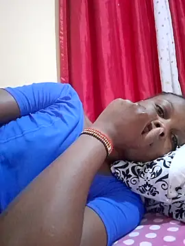 Snapshot of Freya_004 chatting on September 14, 7:03 pm Freya 004 online show from September 14, 7:03 pm