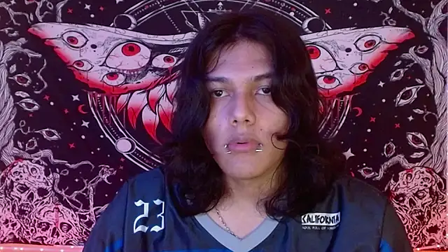 Snapshot of daiki_sx chatting on February 7, 8:31 pm daiki sx online show from February 7, 8:31 pm