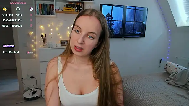 violet blue eyes online show from March 10, 12:53 pm