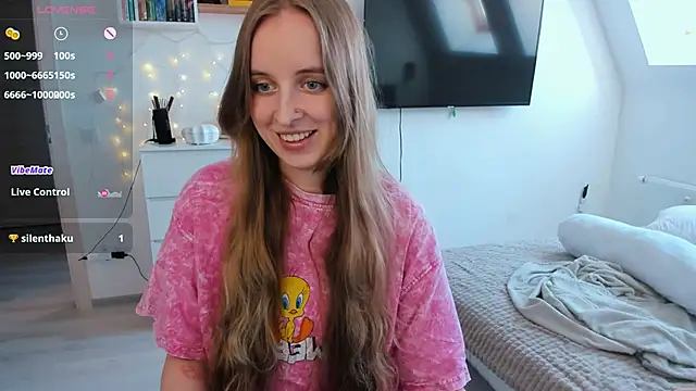 violet blue eyes online show from March 13, 1:05 pm