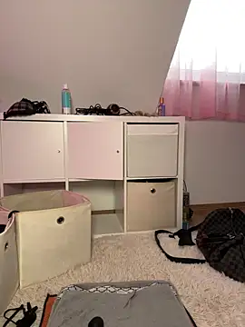 Snapshot of Livewithlucy chatting on January 8, 10:54 am Livewithlucy online show from January 8, 10:54 am