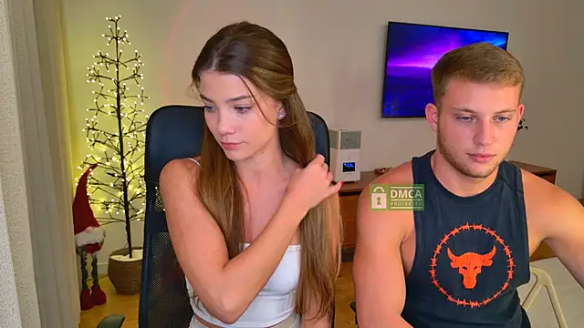Jony and Jessica online show from January 14, 8:15 pm