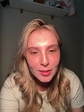 MissLinda online show from April 2, 3:13 am