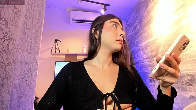 saracaball  online show from February 21, 2:24 am