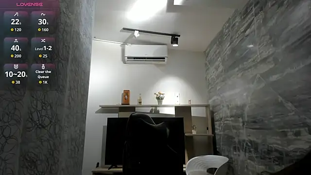 saracaball  online show from January 14, 4:27 am