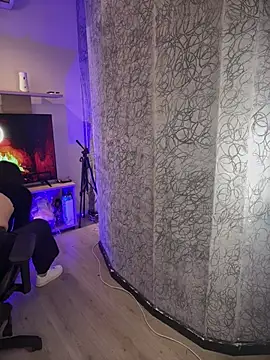 saracaball  online show from March 12, 4:40 am