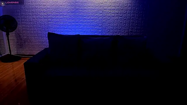 violet scott online show from February 26, 10:49 am