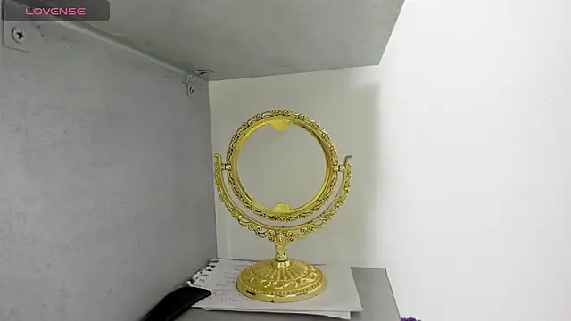 Cherllynn online show from November 10, 3:17 pm