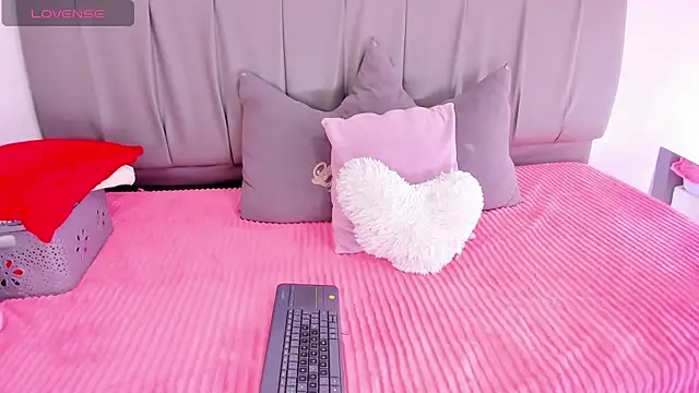 Cherllynn online show from October 23, 3:32 pm