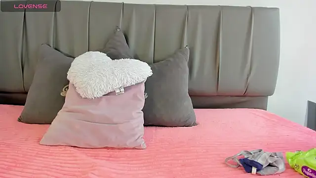 Cherllynn online show from October 11, 2:51 pm