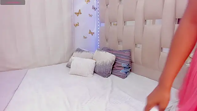 BrianaRichardson1414 online show from December 5, 6:28 pm