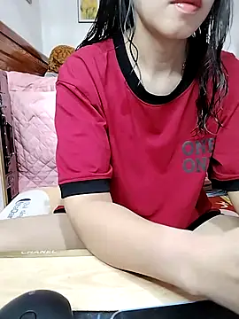 cream1299 online show from November 7, 11:59 am