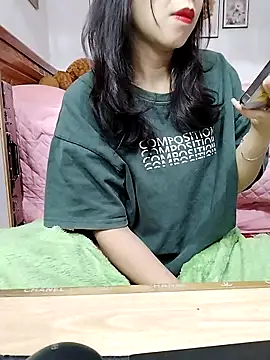 cream1299 online show from November 19, 1:49 am