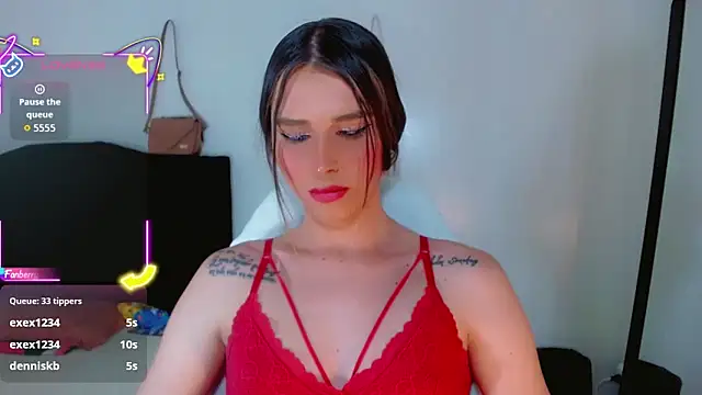 Snapshot of la_ratona_1 chatting on October 9, 12:44 am la ratona 1 online show from October 9, 12:44 am