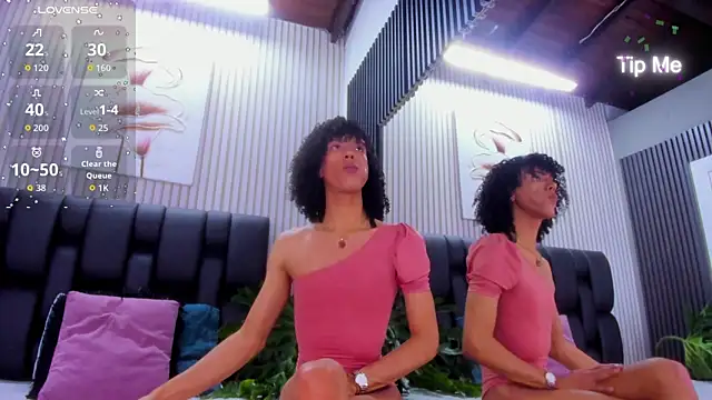 Camille Cedrik online show from October 24, 8:19 pm