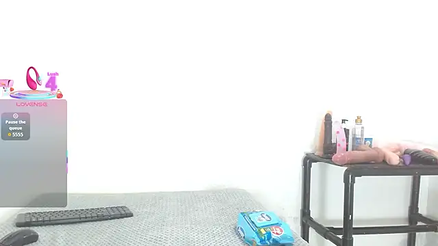 camilavagina24 online show from January 9, 5:09 pm