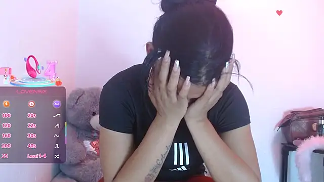 camilavagina24 online show from January 14, 2:53 pm