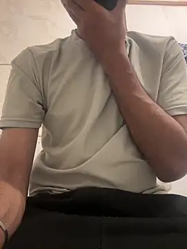 ALWAYSHORNYDADDY online show from February 15, 7:35 pm