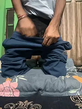 ALWAYSHORNYDADDY online show from December 3, 7:35 pm