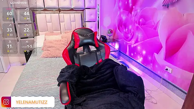 Yelena mutiz online show from October 22, 1:21 pm