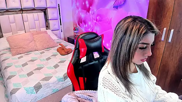 Yelena mutiz online show from January 10, 1:17 pm