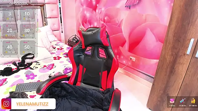 Yelena mutiz online show from November 18, 1:03 pm