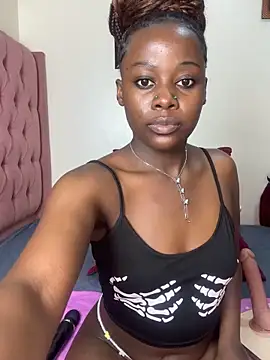 Snapshot of Wendy_smal_- chatting on September 17, 4:09 pm Wendy smal - online show from September 17, 4:09 pm