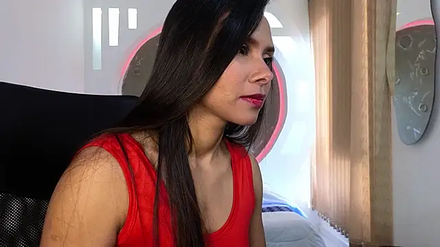 Tatianabr 01 online show from December 2, 8:10 pm